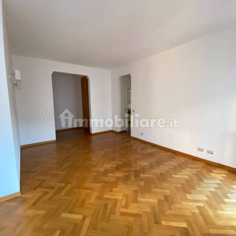 Quadrilocale via Giambattista Borghesi, Centro Storico, Parma - Foto 1