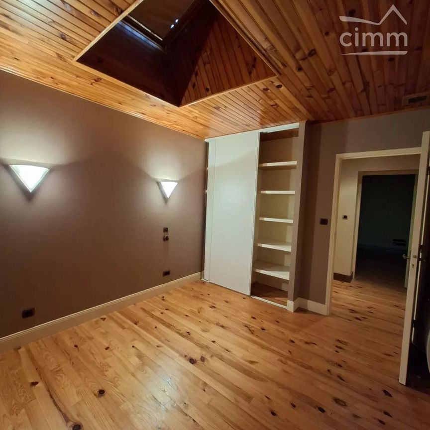 Location | 6 pièces | 177.56m² - Photo 1