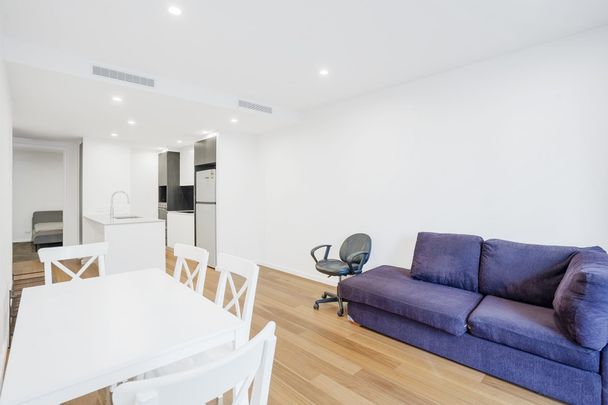 High Quality Fully Furnished Apartment in the city - Photo 1