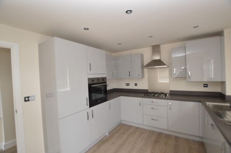 3 bedroom House To Let - Photo 5