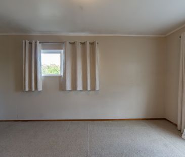 Four Bedroom Home Close to The University - Photo 4