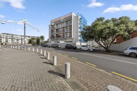 224/57 Mahuhu Crescent, City Centre (Auckland City), Auckland 1010 - Photo 5