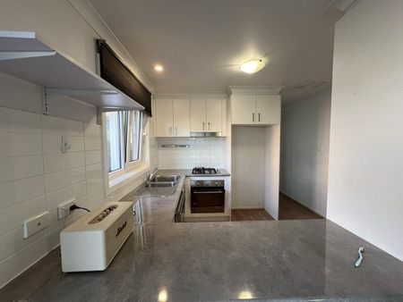 16 Audrey Cahn Street, Macgregor ACT 2615 - House For Rent | Domain - Photo 5