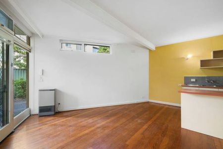 One Bedroom with Townhouse Layout - Photo 2