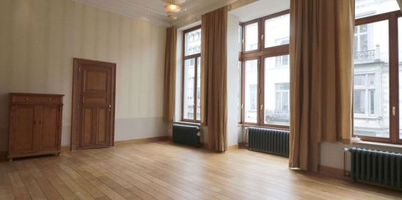 Appartement te huur in Brussel voor € 1.875 met 2 slaapkamers - foto 3