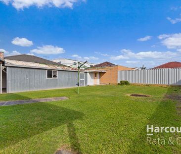 Charming 3-Bedroom Home in Lalor - Photo 2