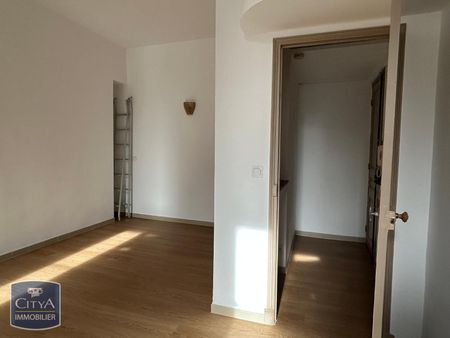 Location Appartement 1 pièce 36m² MARSEILLE 5ème - Photo 2