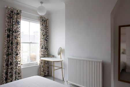 2-Bed, 2-Bath House with Private Garden in Norwich - Photo 4