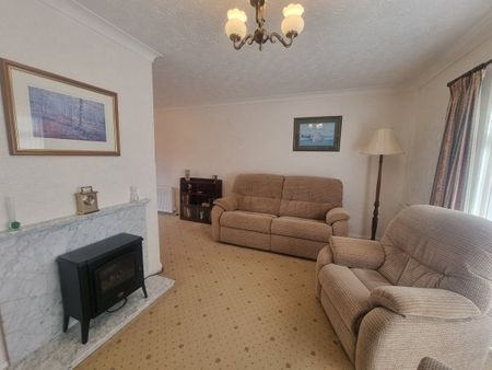 Clos Yr Hendre, Ammanford, SA18 - Photo 2