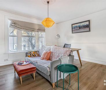 3 bedroom apartment to rent - Photo 2