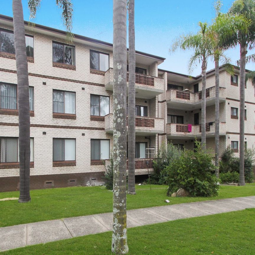 7/25 Woids Avenue, Hurstville, NSW 2220 - Photo 1