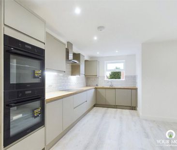 4 bedroom end of terrace house to rent - Photo 4