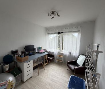Location Appartement 3 pièces 71m² EU 76260 - Photo 6