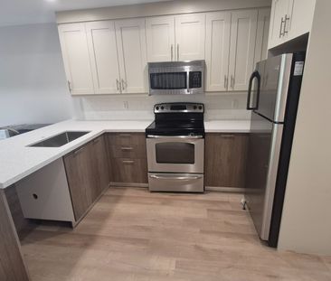 For Lease - 611 Marlee Avenue, Toronto, Ontario - Photo 4