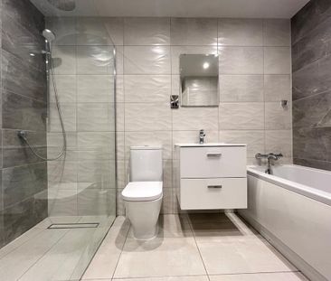 3 bedroom terraced house to rent - Photo 6