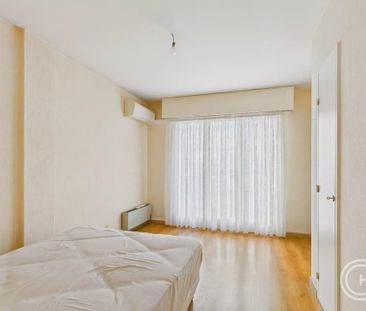 Location Appartement 3 pièces 66m² NICE 06000 - Photo 4