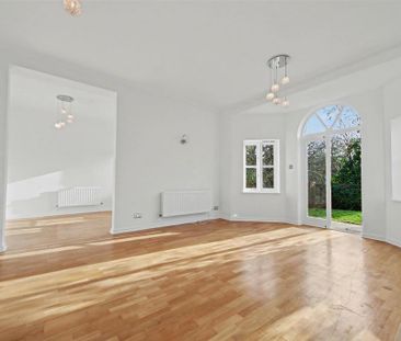4 bedroom townhouse to rent - Photo 2