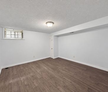 For Lease - 77 Beswick Drive Unit# Lower Unit, Newmarket, Ontario - Photo 4