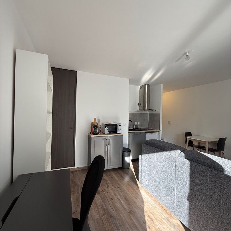 Location Appartement 1 pièce 26m² - Photo 1