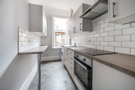 flat to rent - Photo 2