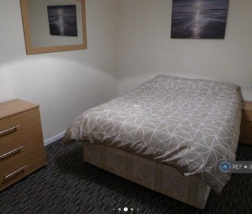 1 bedroom in a house share to rent - Photo 5