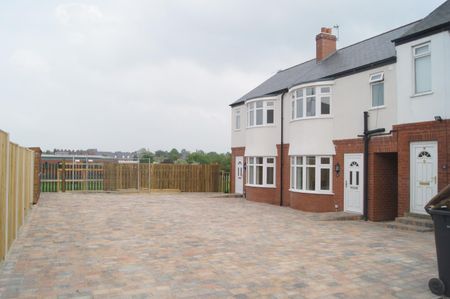 2 bedroom house to rent - Photo 4