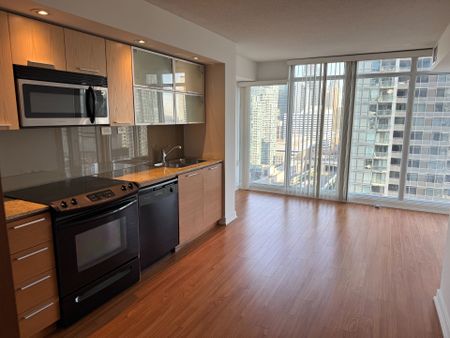 For Lease - 25 Capreol Court Unit# 2602, Toronto, Ontario - Photo 4