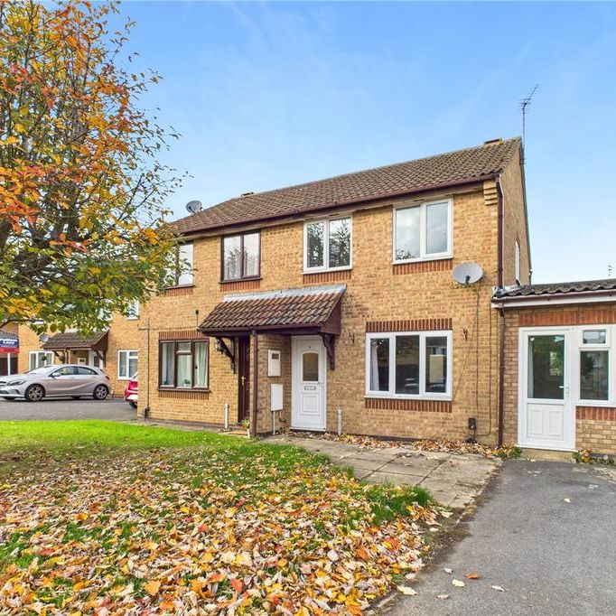 3 bedroom semi-detached house to rent - Photo 1