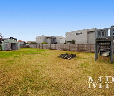 79 Dromana Parade, SAFETY BEACH VIC 3936 - Photo 4