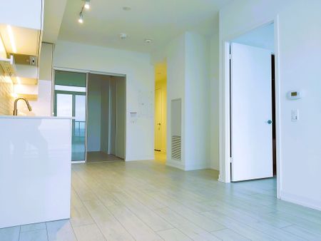 For Lease - 5 Buttermill Avenue Unit# 5306, Vaughan, Ontario - Photo 2