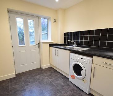 3 bedroom terraced house to rent - Photo 6