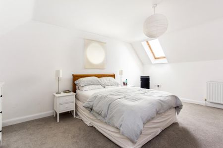 2 bedroom duplex to rent - Photo 4