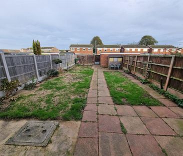 Mariners Compass, Gorleston - Photo 4