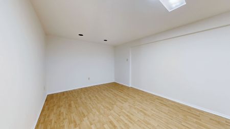 For Lease - 49 Havenview Road Unit# Lower, Toronto, Ontario - Photo 4