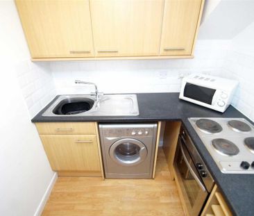 1 bedroom apartment to rent - Photo 2