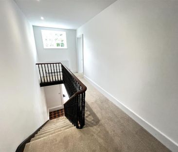 3 bedroom semi-detached house to rent - Photo 5