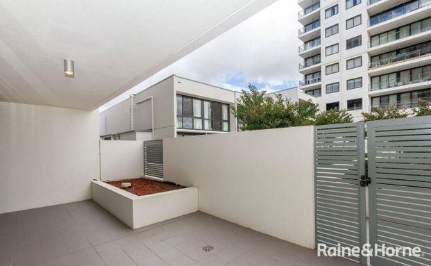 Stylish Residence - Photo 1