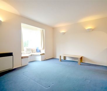 Adams Way, Croydon, CR0 - Photo 2