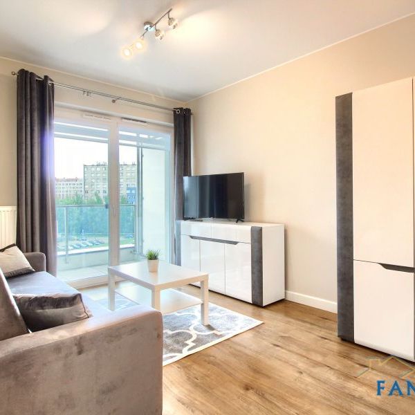 SUPER lokalizacja 34 m2 | ul. Kwiatkowskiego - Photo 1