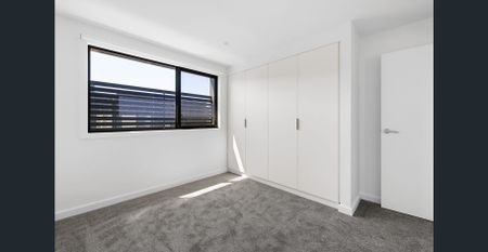 STUNNING BRAND NEW TWO BED TOWNHOUSES WITH CITY VIEWS! - Photo 4