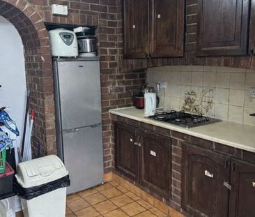 Room in a Shared House, Chesterton Road, E13 - Photo 4