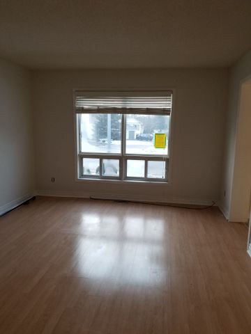 For Lease - 9 (Upper) Myrtle Lynn Place, Wasaga Beach, Ontario - Photo 3