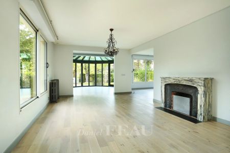 Location maison, Le Vésinet, 7 pièces, 211.98 m², ref 85447634 - Photo 2