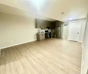 2 Beds 1 Bath - Basement - Corner Meadows - Photo 1