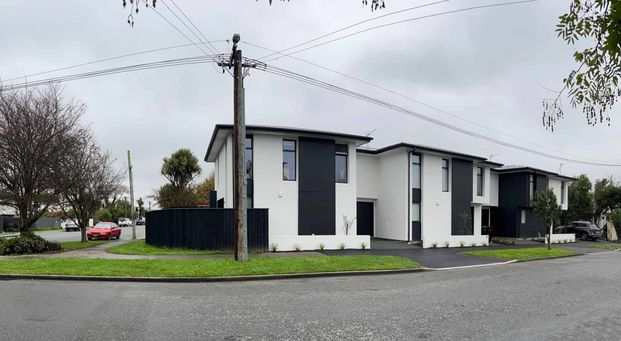 3BR - Modern, Quiet, ,Excellent area - Photo 1