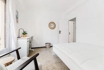 Carrer de Ramiro de Maeztu, Valencia, Valencian Community 46022