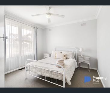 50 Andrew Street, White Hills, Vic 3550 - Photo 3