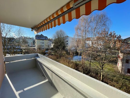 "Erstvermietung nach Sanierung, 4-ZW mit zwei Balkonen und eigener Waschmaschine" - Photo 1