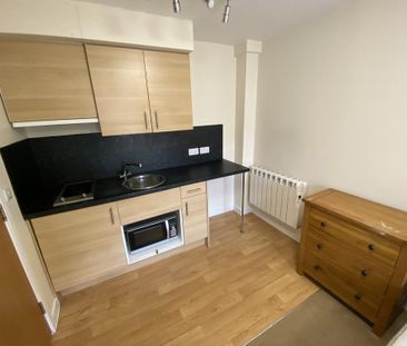 Studio to rent - Photo 5