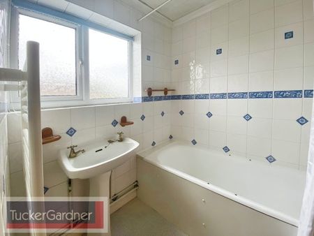 Laceys Way, Duxford - Photo 2